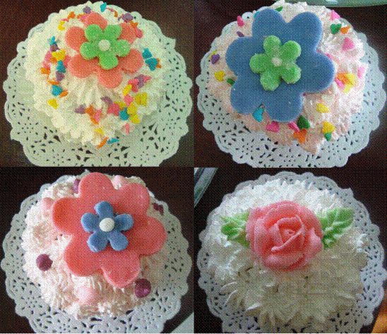 Cupcakes Spring Flowers Técnica Mixta Whipping cream, Fondant suizo y Royal Glacé Satin 